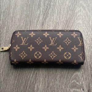 Wallet/clutch